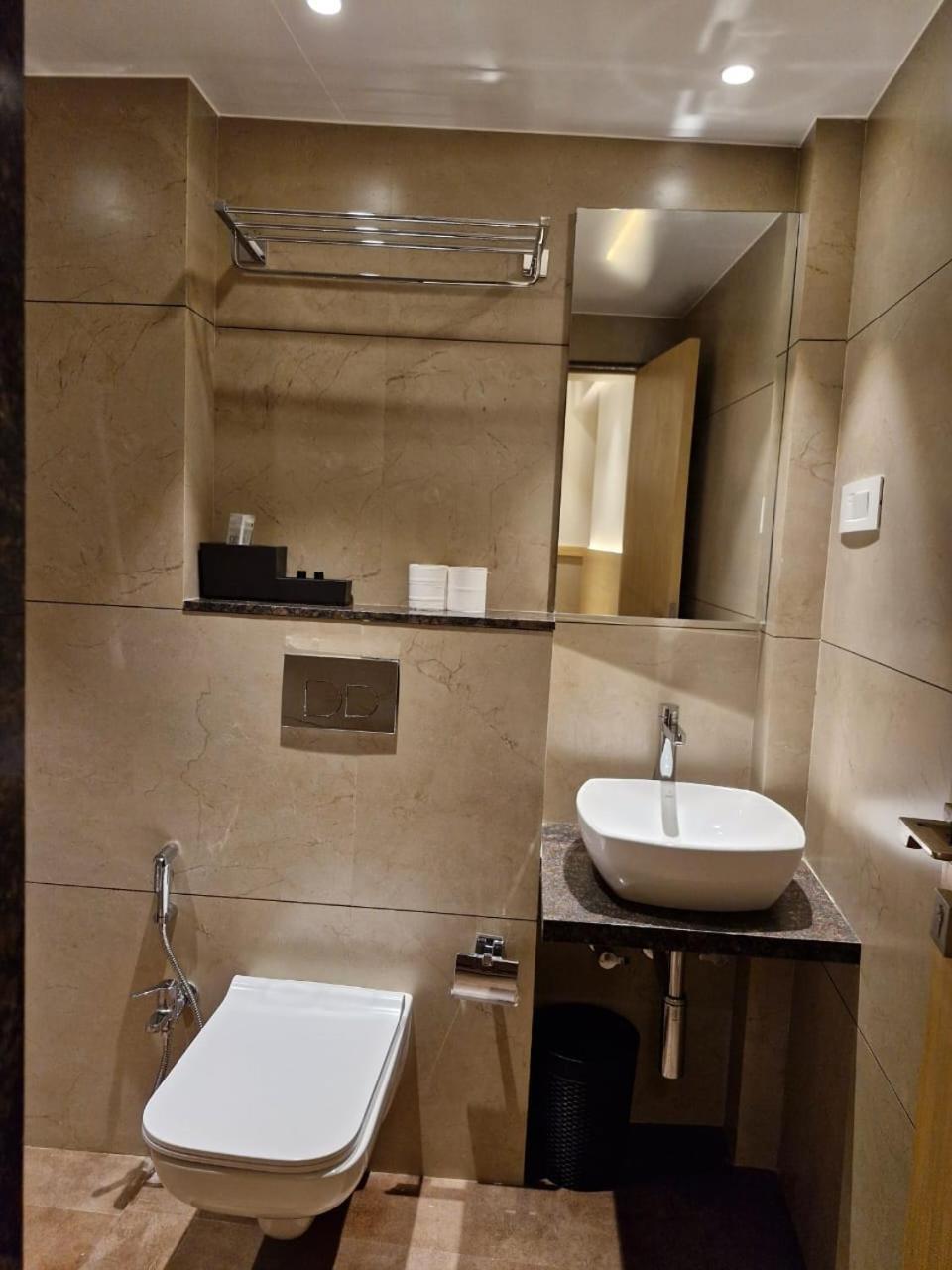 Avenue 10 Boutique Hotel Púna Kültér fotó